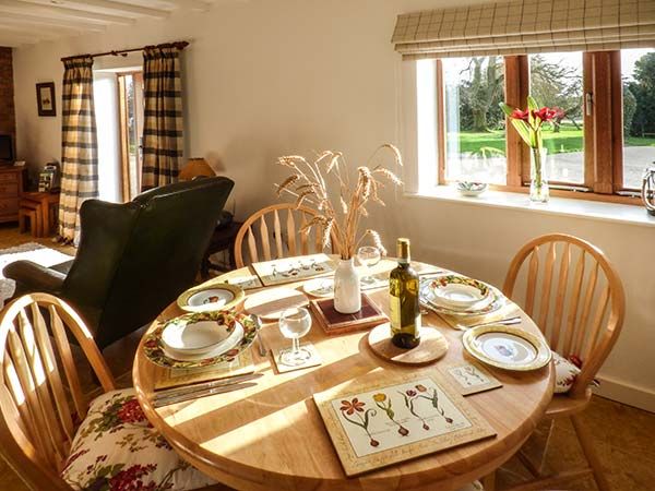 Ginny's Barn at Orchard Hill Farm, offering 1 bedroom holiday cottages in Nottinghamshire